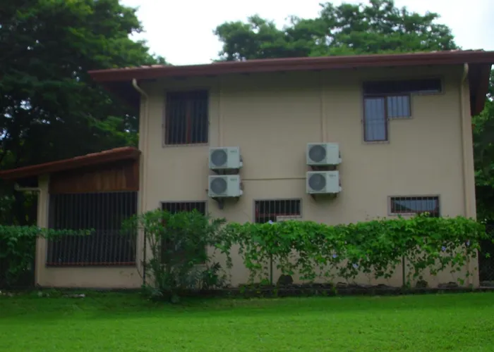 Hermosa Villa *